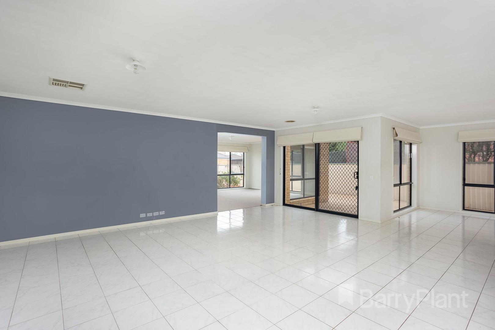 13 Catania Avenue, Point Cook, VIC 3030, Point Cook - Thumbnail 5