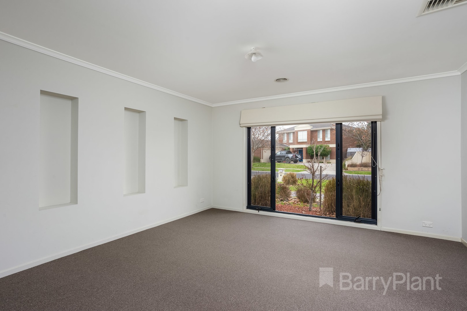 13 Catania Avenue, Point Cook, VIC 3030, Point Cook - Thumbnail 7