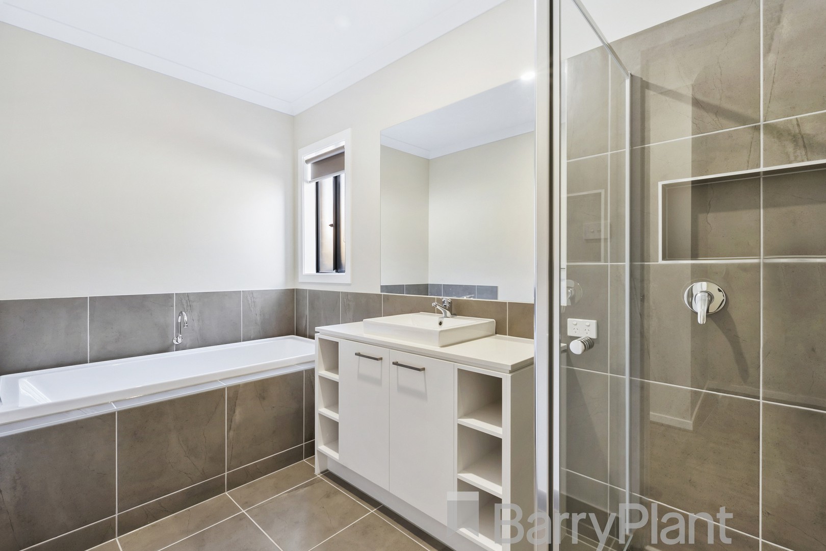 13 Celtic Road, Tarneit, VIC 3029, Tarneit - Thumbnail 5