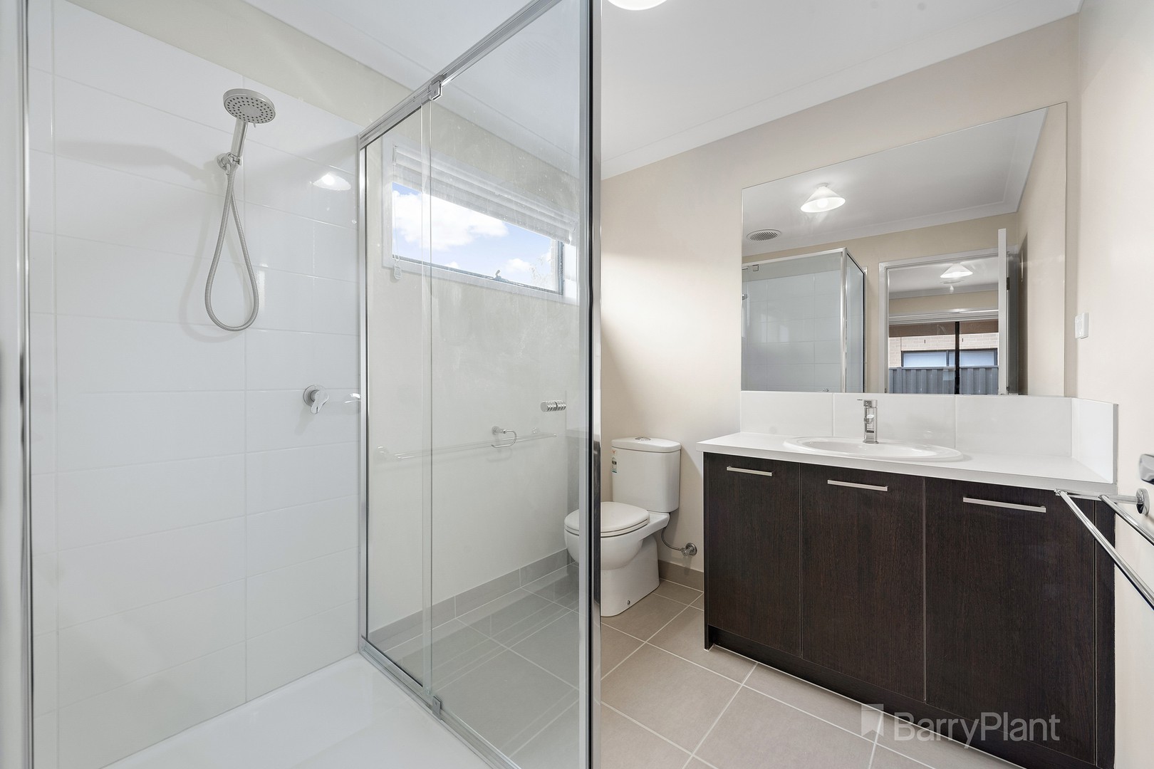 13 Chancellor Avenue, Werribee, VIC 3030, Werribee - Thumbnail 3