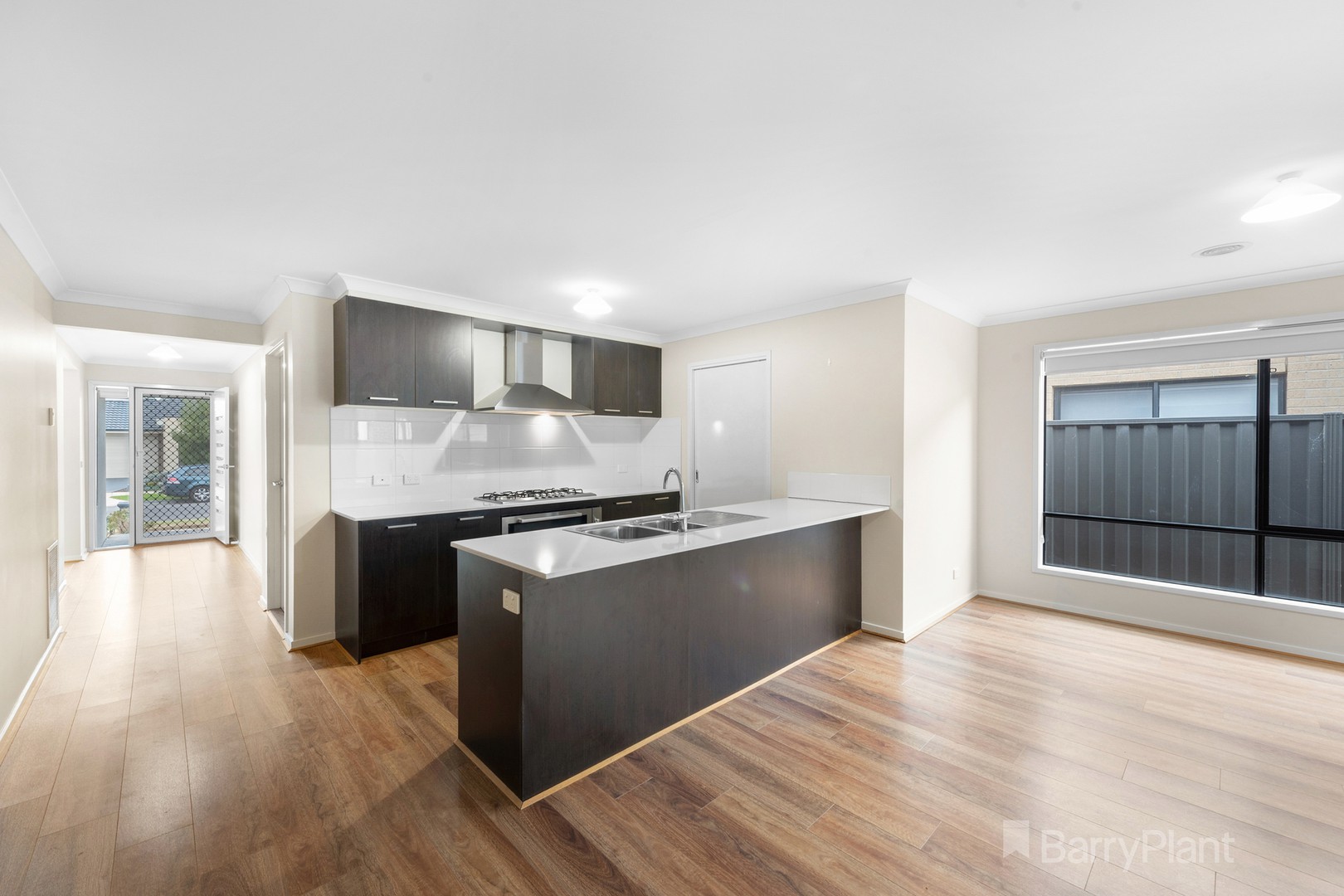 13 Chancellor Avenue, Werribee, VIC 3030, Werribee - Thumbnail 4