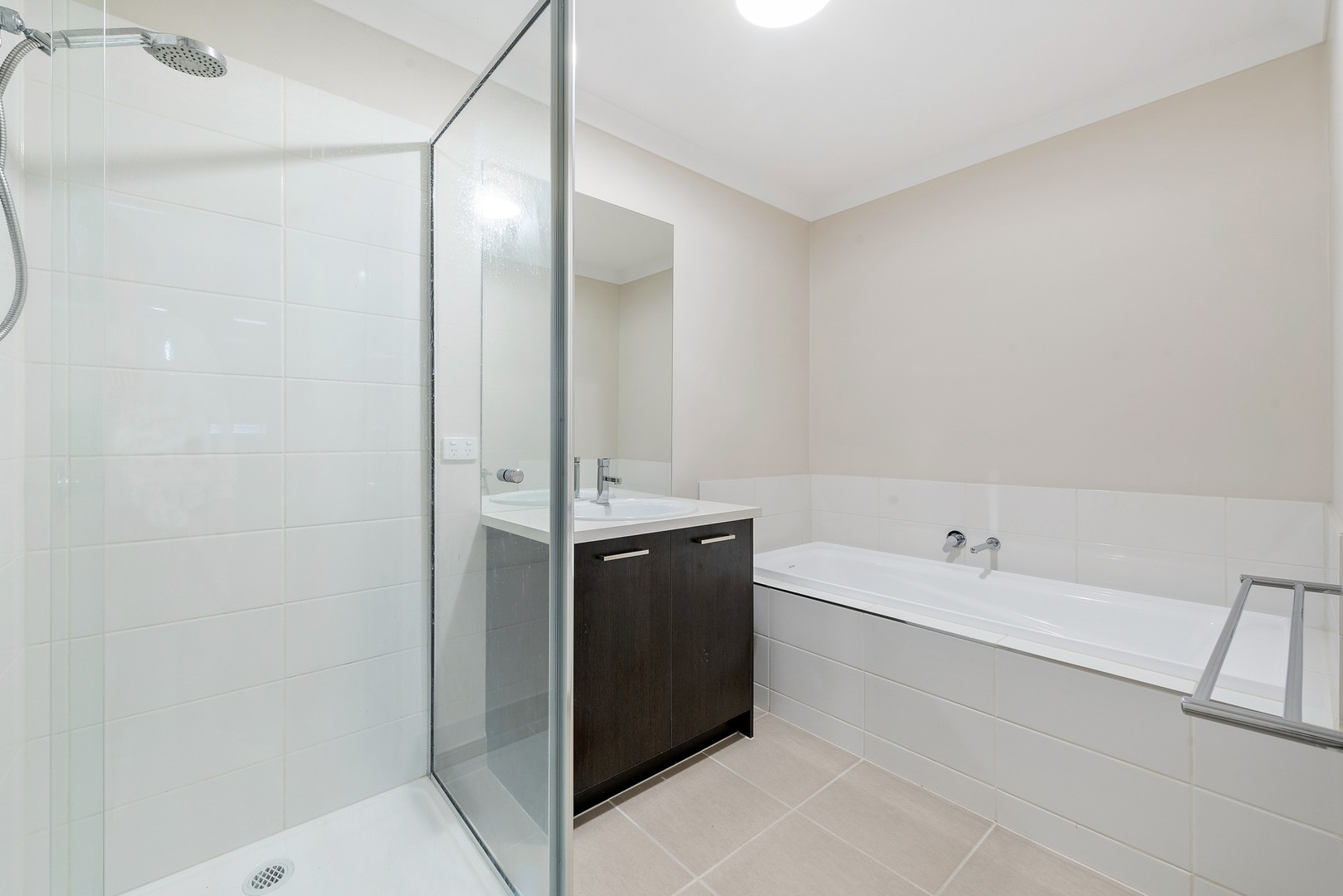 13 Chancellor  Avenue, Werribee, VIC 3030, Werribee - Thumbnail 7