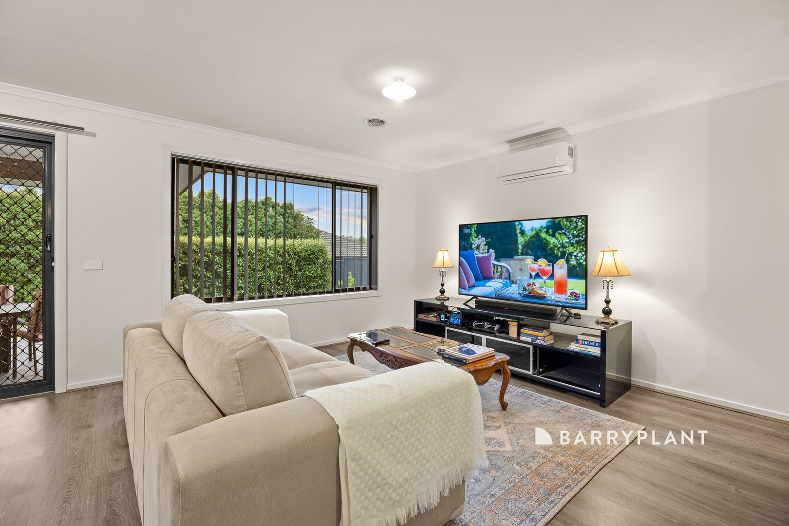 13 Chaucer Way, Drouin, VIC 3818 - Thumbnail 2 - 27/02/2026