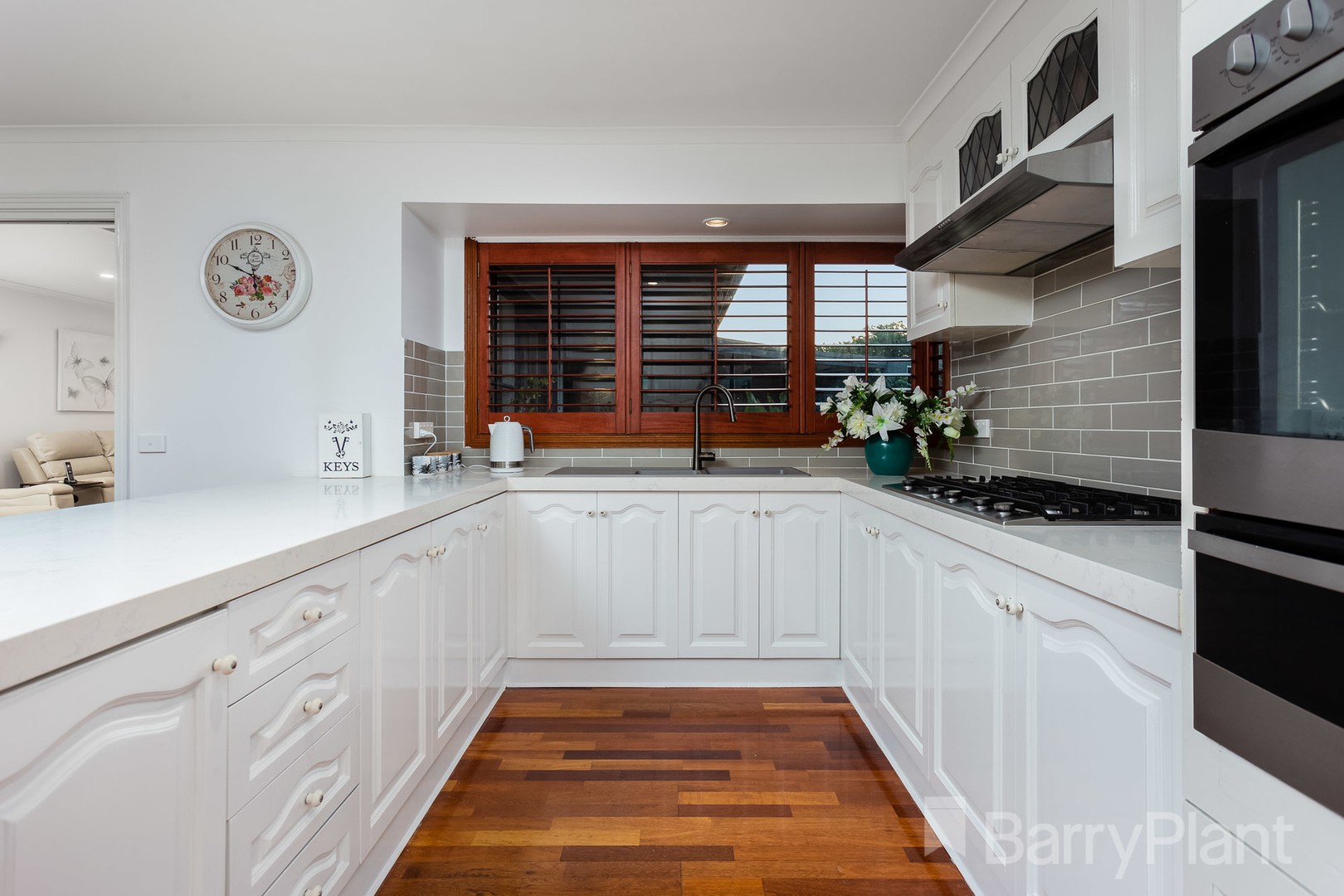 13 Chelmsford Place, Seabrook, VIC 3028, Seabrook - Thumbnail 2