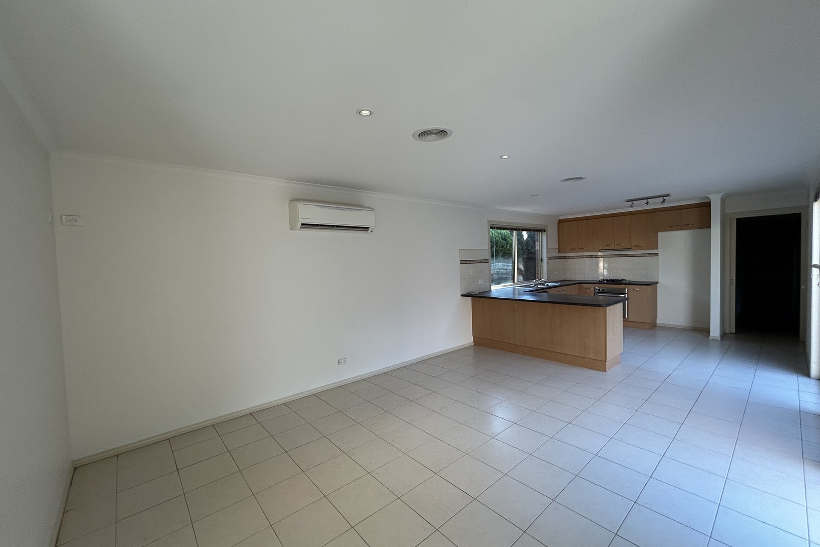 13 Christina Court, Werribee, VIC 3030, Werribee - Thumbnail 5