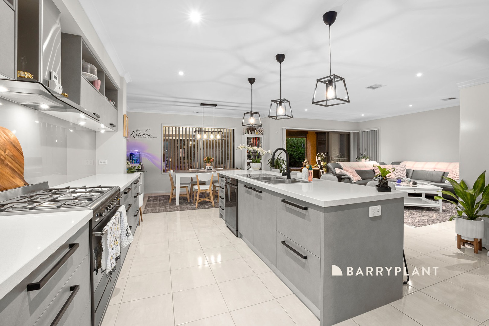13 Cockatoo Road, Pakenham, VIC 3810, Pakenham - Thumbnail 4