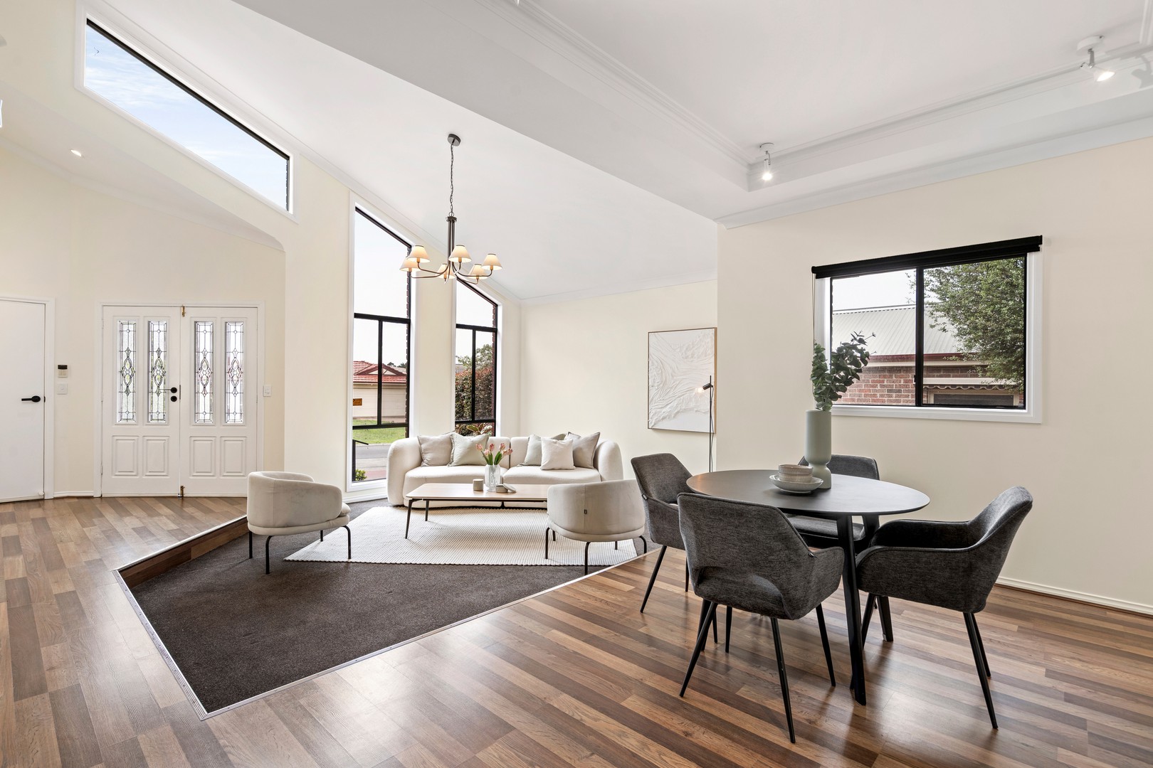 13 Collins Close, Keilor East, VIC 3033 - Thumbnail 2 - 20/11/2025