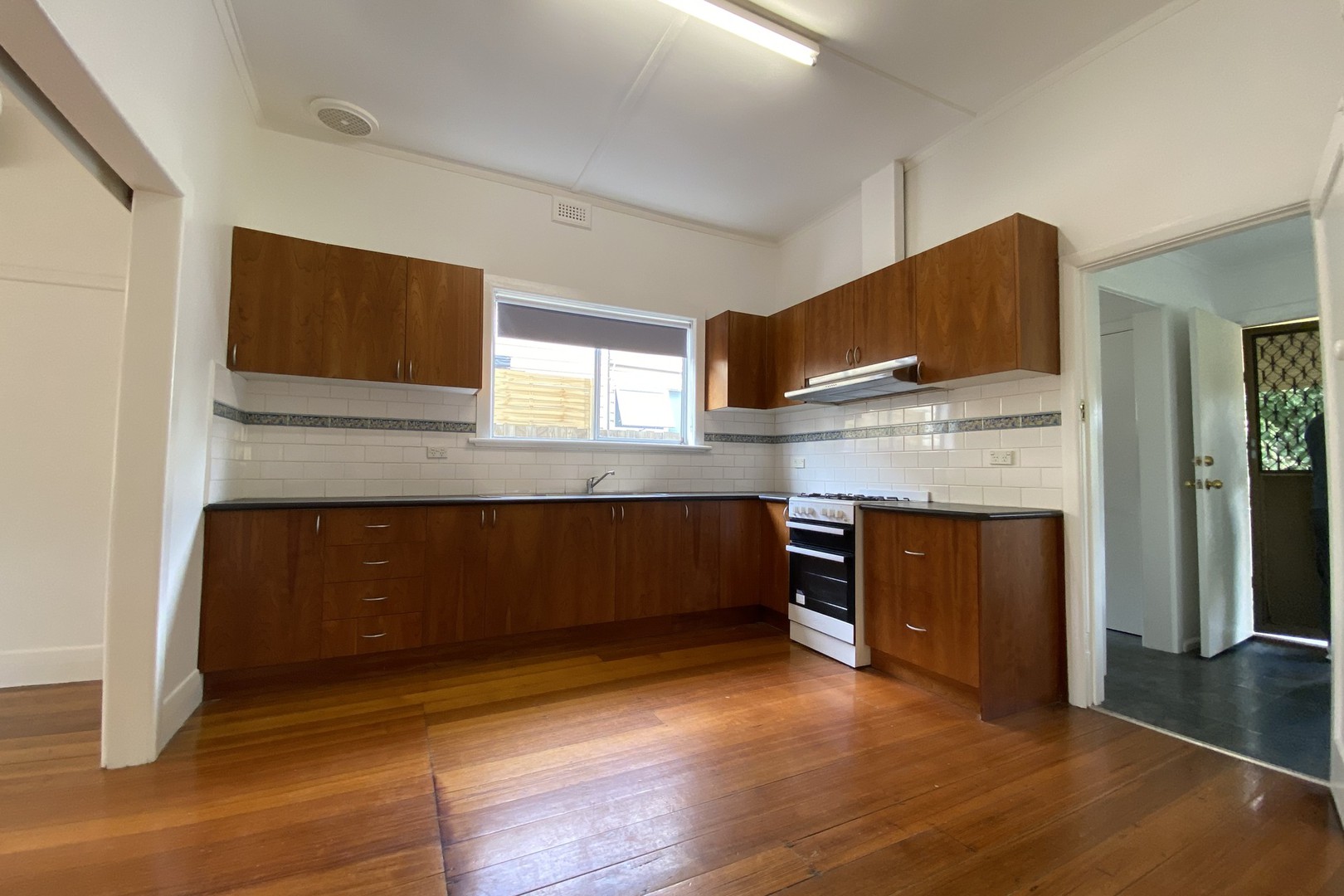 13 Collins Street, Coburg, VIC 3058, Coburg - Thumbnail 5