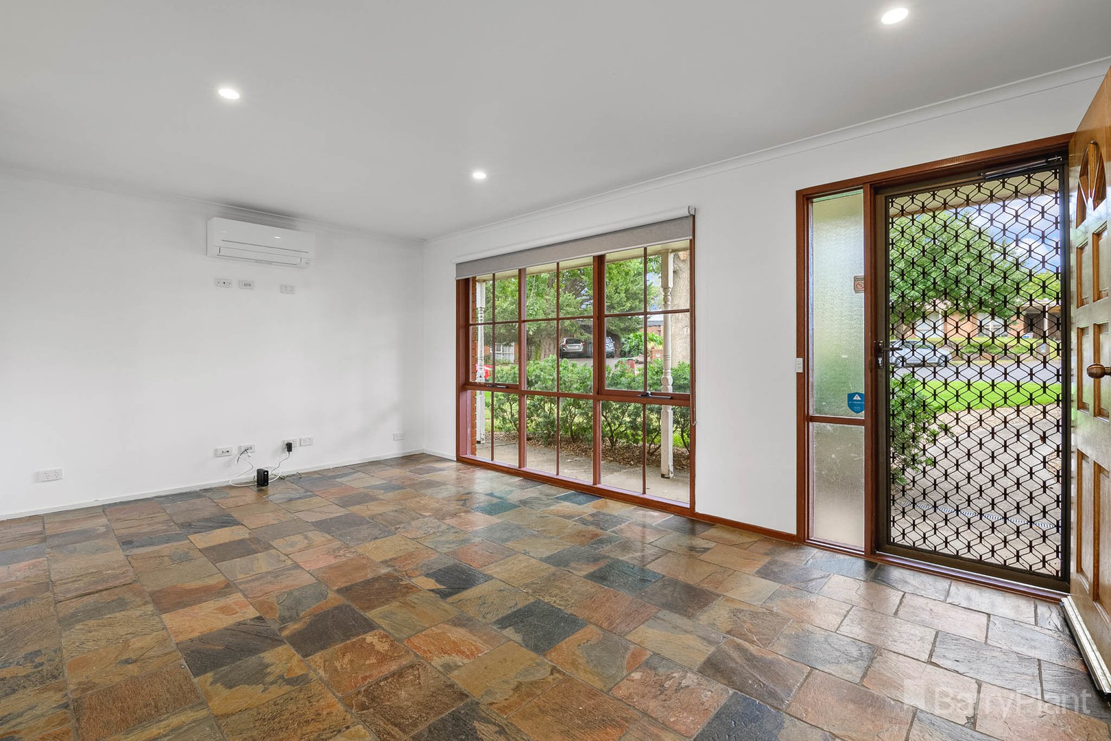 13 Coronata Court, Narre Warren, VIC 3805, Narre Warren - Thumbnail 3