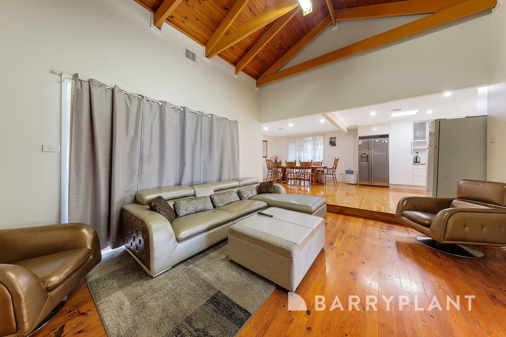 13 Corunna Avenue, St Albans, VIC 3021, St Albans - Thumbnail 5