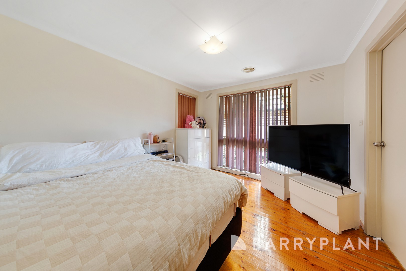 13 Corunna Avenue, St Albans, VIC 3021, St Albans - Thumbnail 8