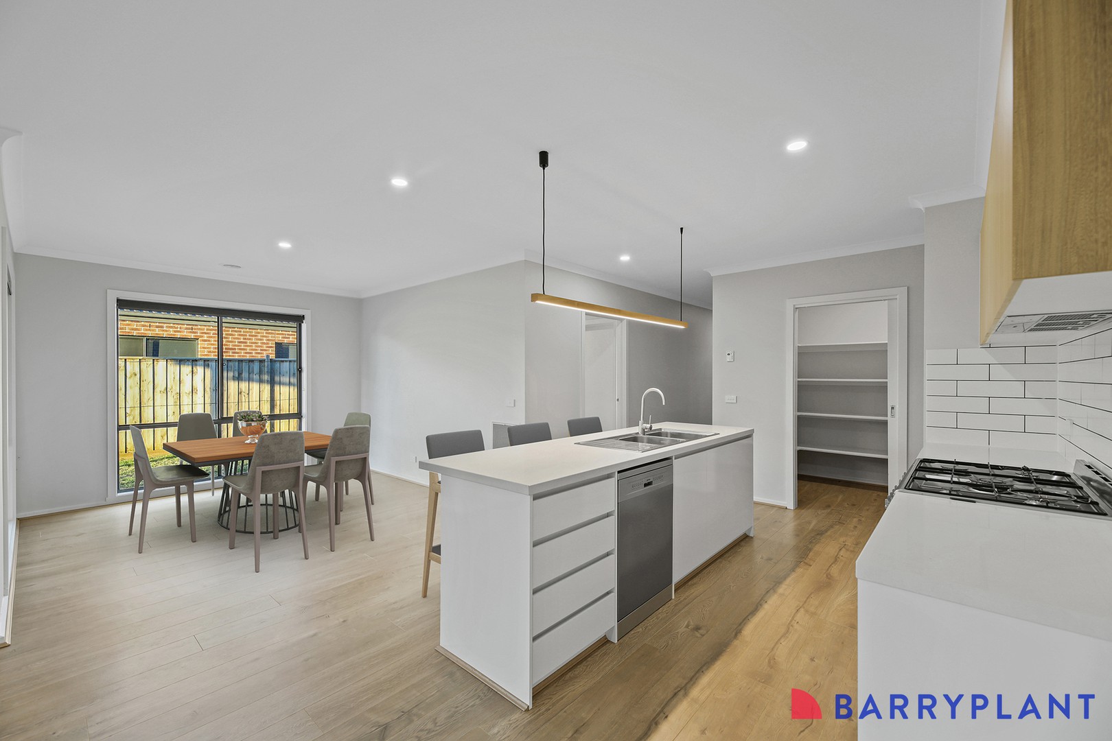 13 Coventry Drive, Warragul, VIC 3820, Warragul - Thumbnail 5