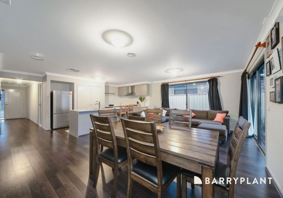 13 Creekview Avenue, Pakenham, VIC 3810, Pakenham - Thumbnail 4