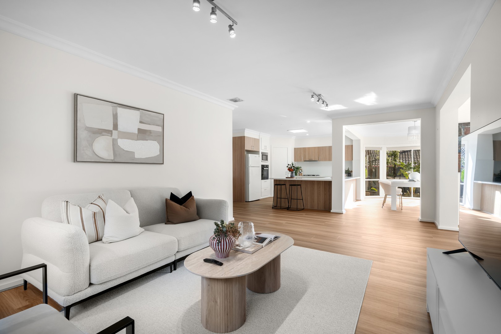 13 Crest Court, The Basin, VIC 3154 - Thumbnail 2 - 28/05/2026