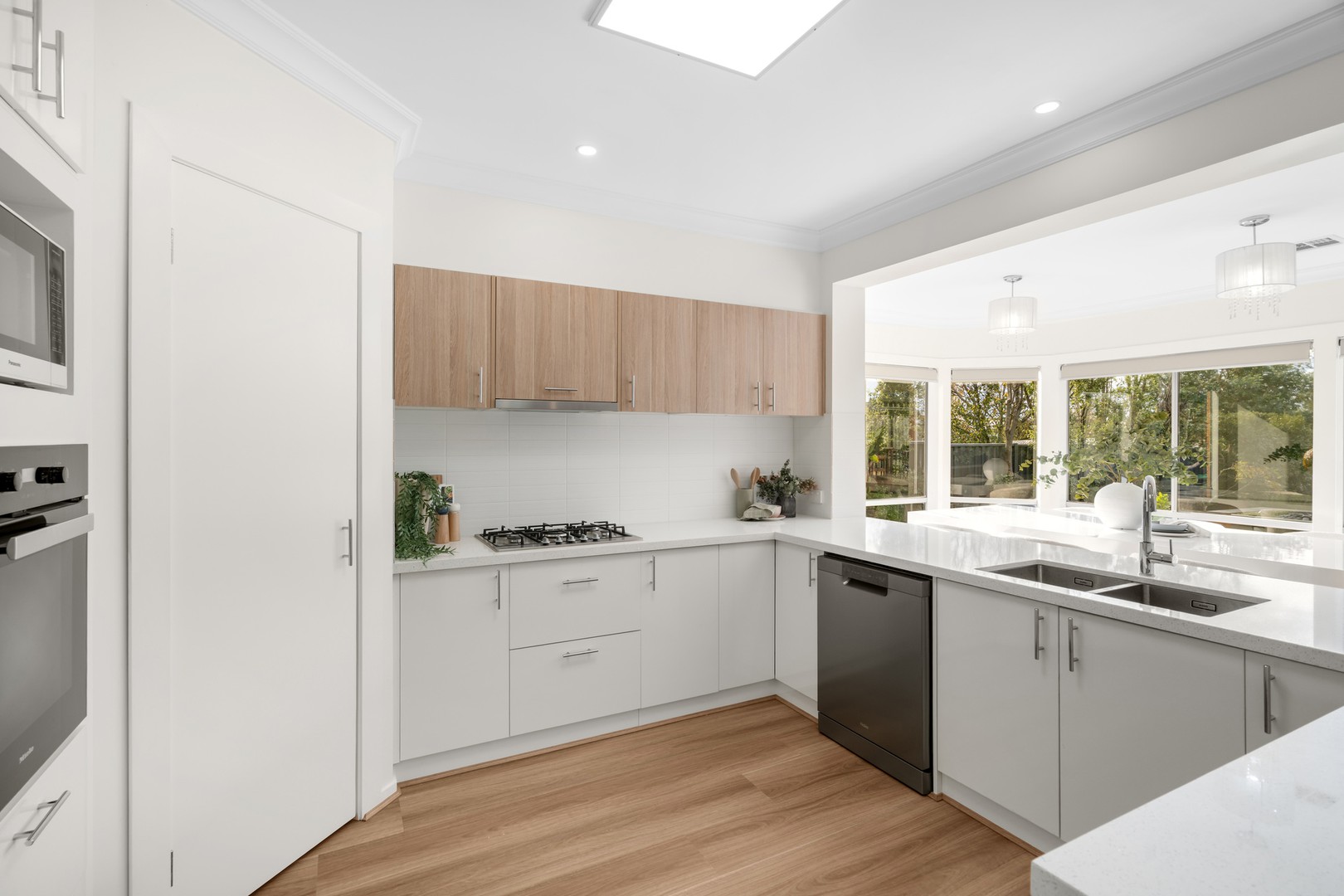 13 Crest Court, The Basin, VIC 3154, The Basin - Thumbnail 6