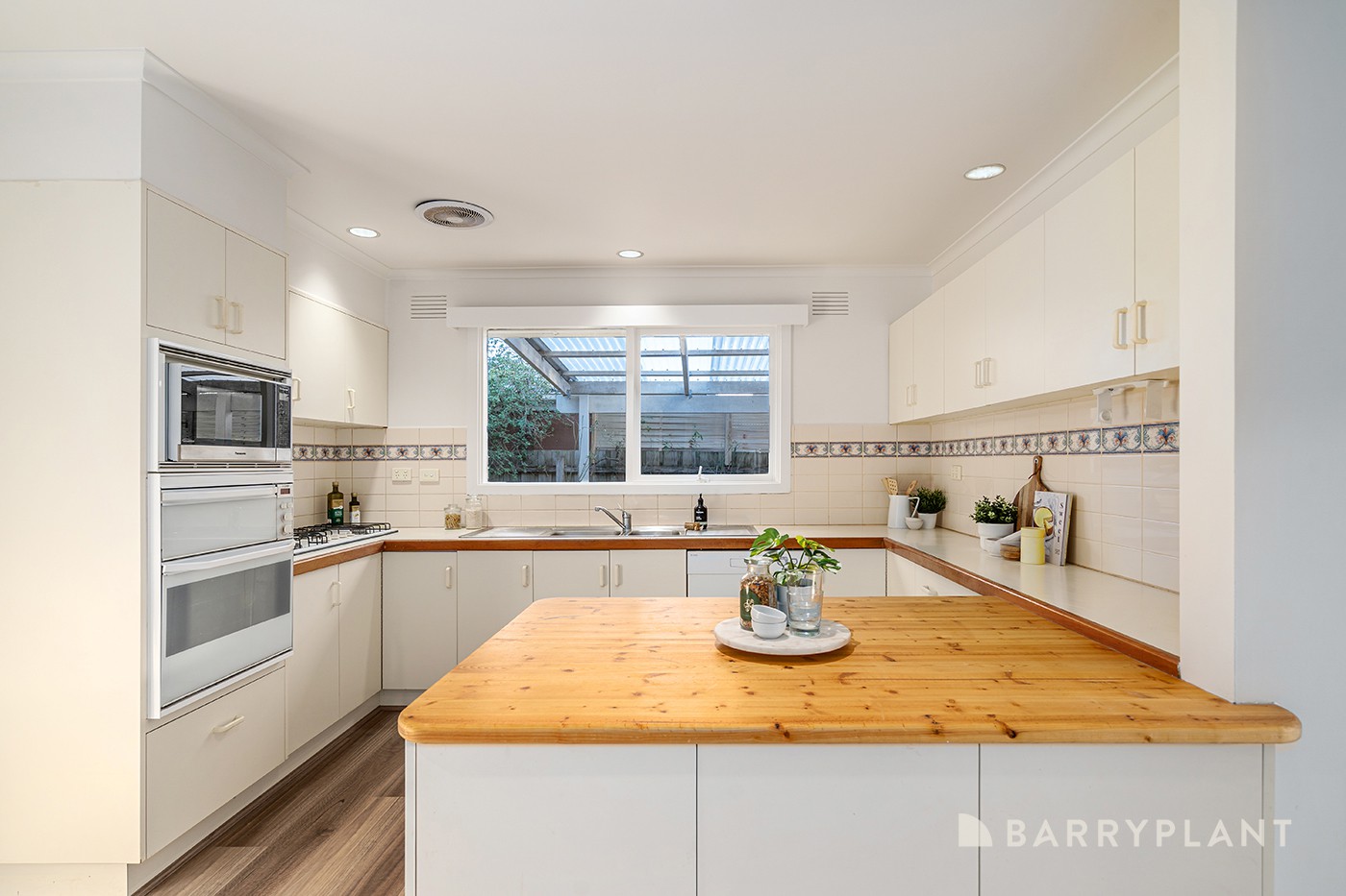 13 Crown Point Ridge, Chirnside Park, VIC 3116, Chirnside Park - Thumbnail 3