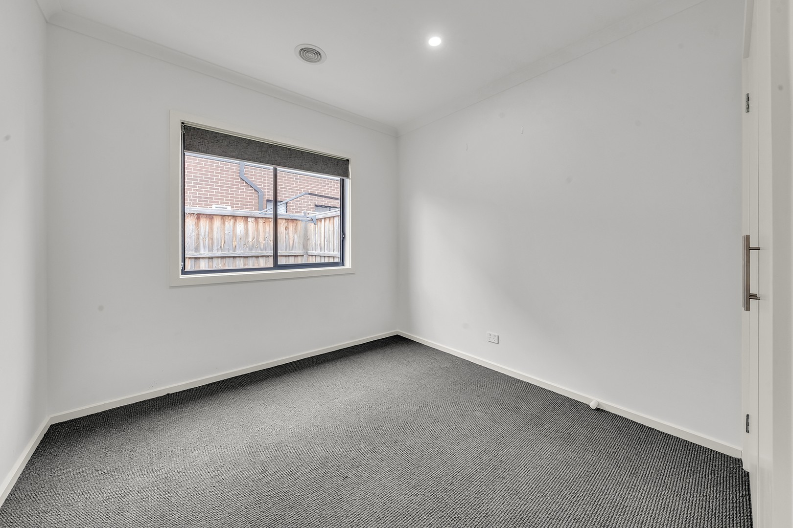 13 Croxden Avenue, Thornhill Park, VIC 3335, Thornhill Park - Thumbnail 4