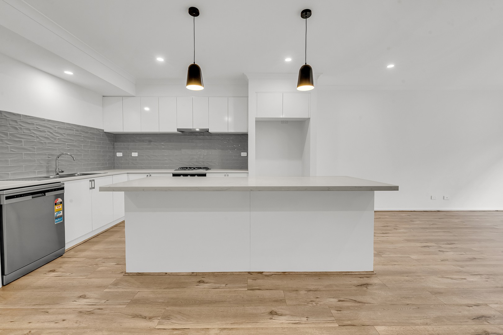 13 Croxden Avenue, Thornhill Park, VIC 3335, Thornhill Park - Thumbnail 6