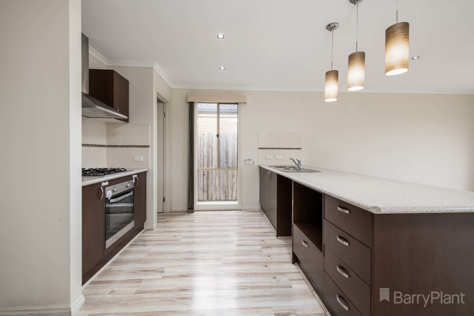 13 Currawong Crescent, Pakenham, VIC 3810, Pakenham - Thumbnail 3