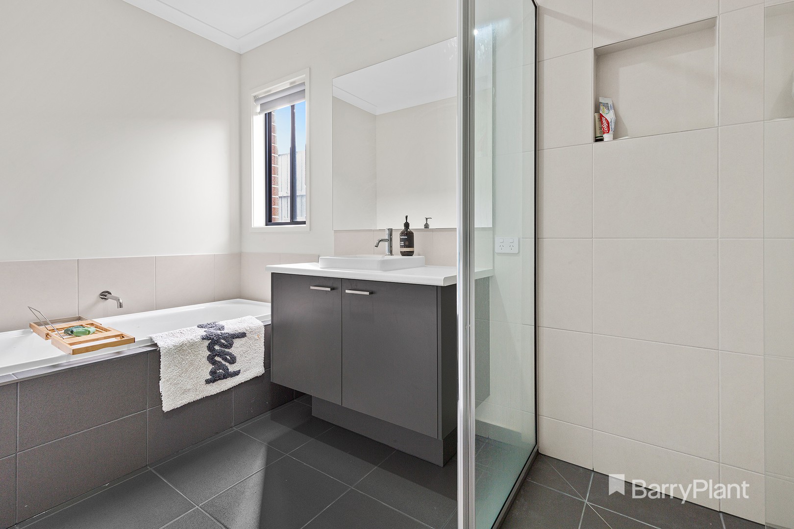 13 Cyathea Street, Drouin, VIC 3818, Drouin - Thumbnail 8