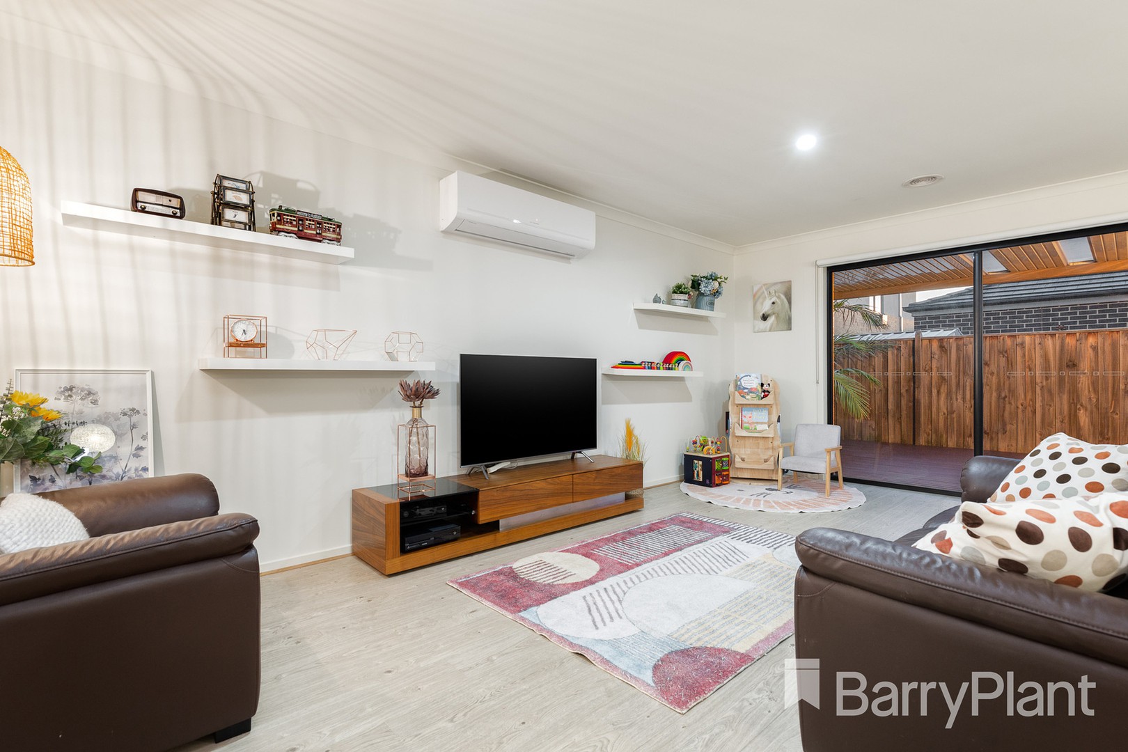 13 Dahlia Crescent, Keysborough, VIC 3173 - Thumbnail 2 - 26/05/2022
