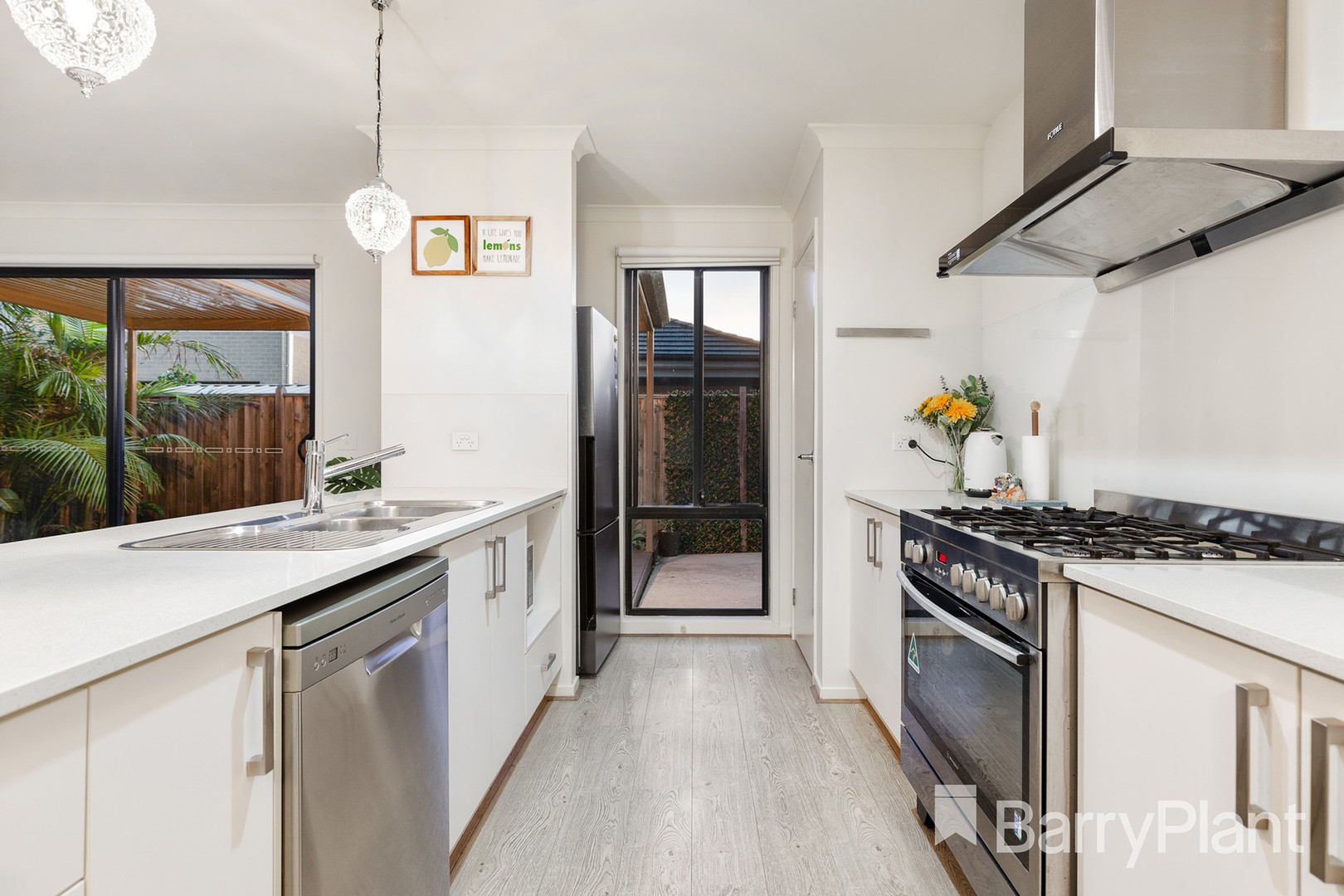 13 Dahlia Crescent, Keysborough, VIC 3173, Keysborough - Thumbnail 5