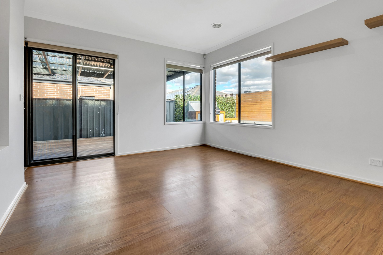 13 Dashing Road, Craigieburn, VIC 3064, Craigieburn - Thumbnail 8