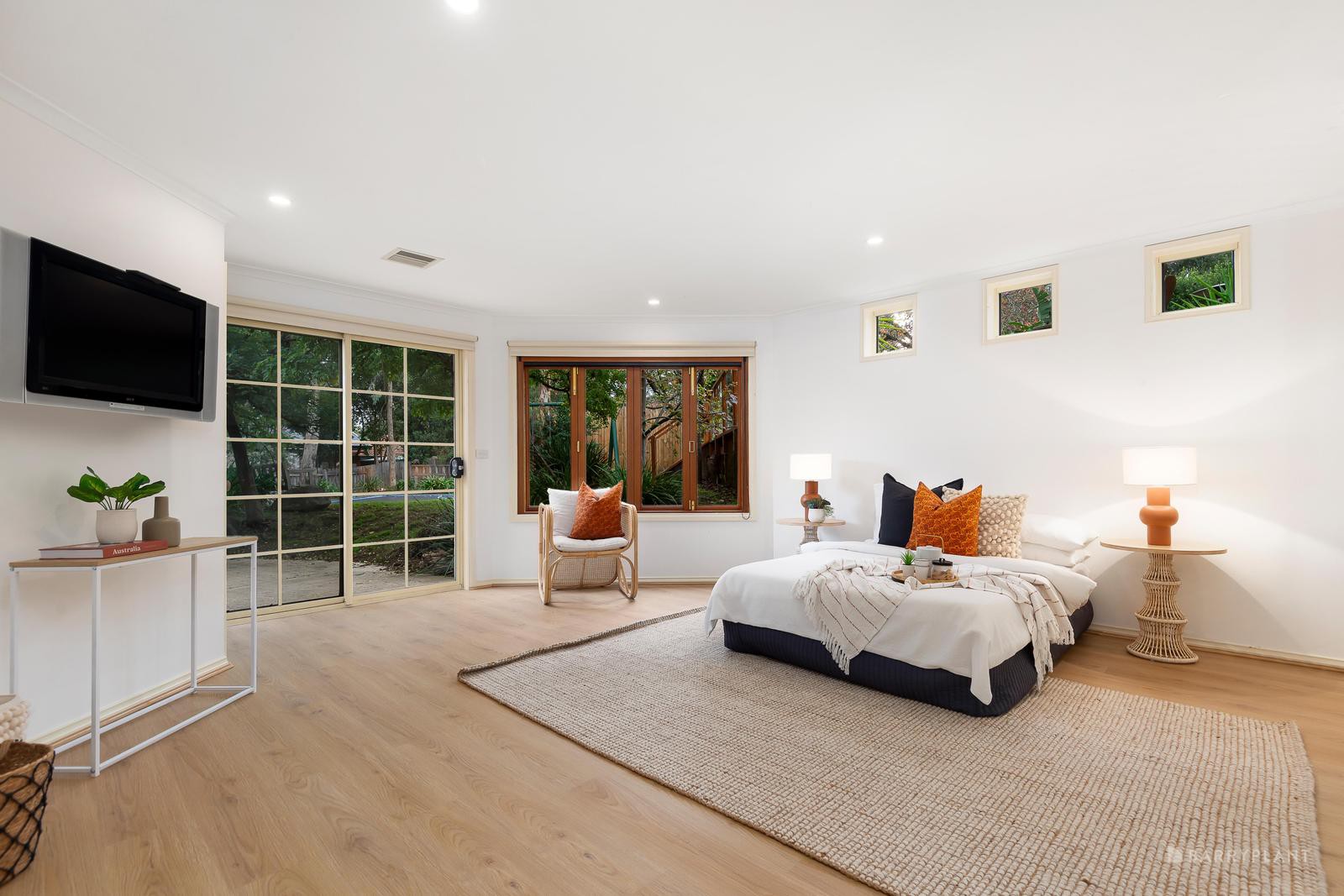 13 Delmuir Close, Eltham, VIC 3095, Eltham - Thumbnail 6