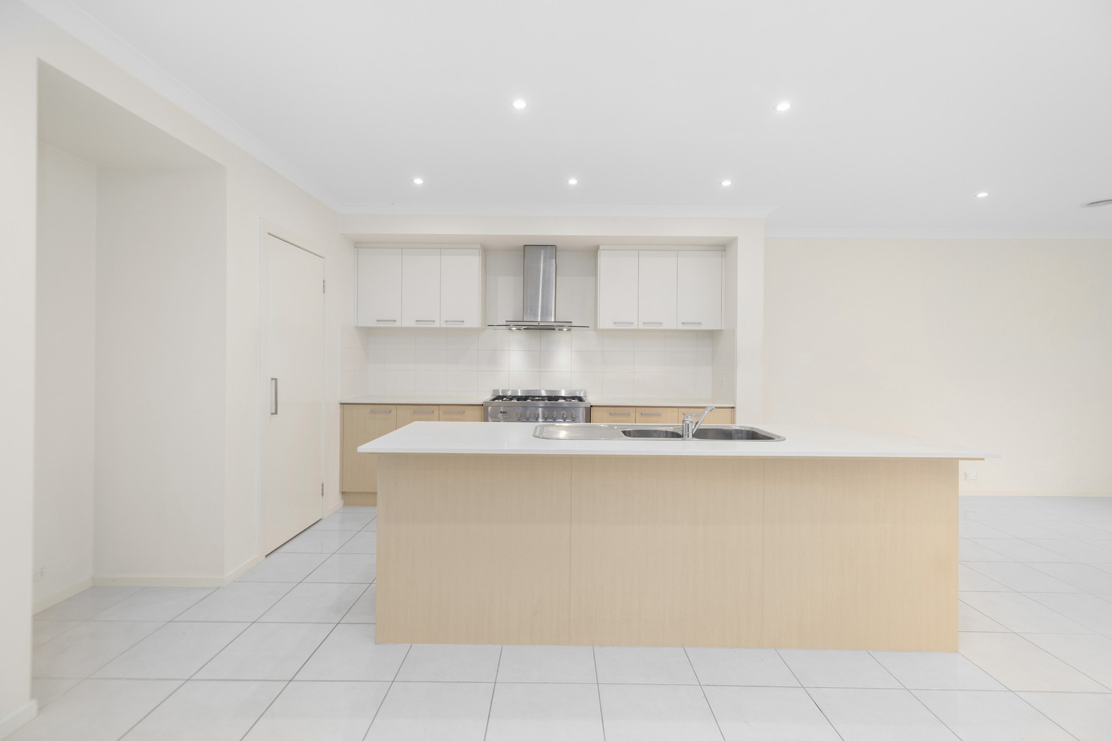 13 Dingo Street, Point Cook, VIC 3030 - Thumbnail 2 - 01/07/2025