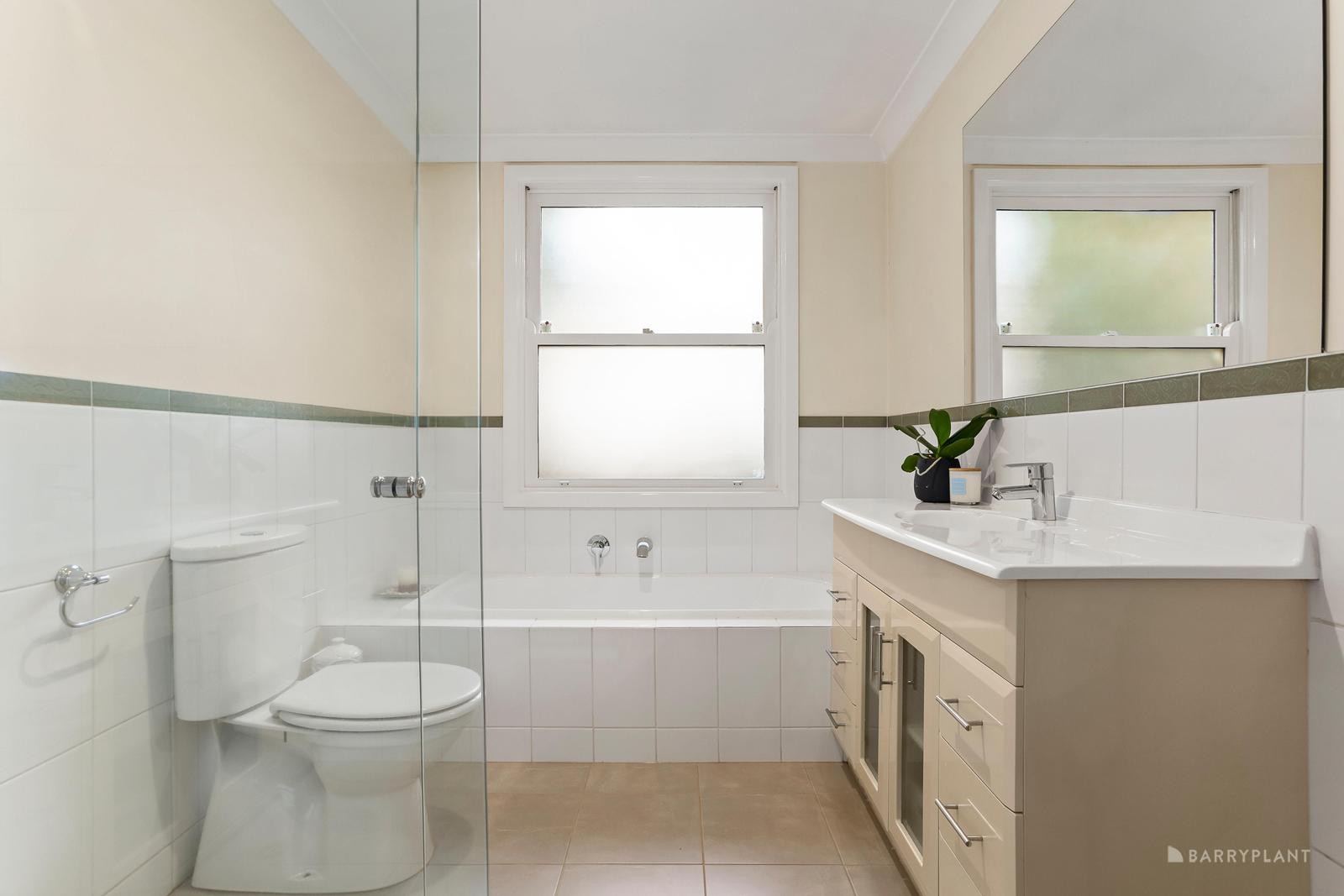13 Douglas Street, Rosanna, VIC 3084, Rosanna - Thumbnail 7