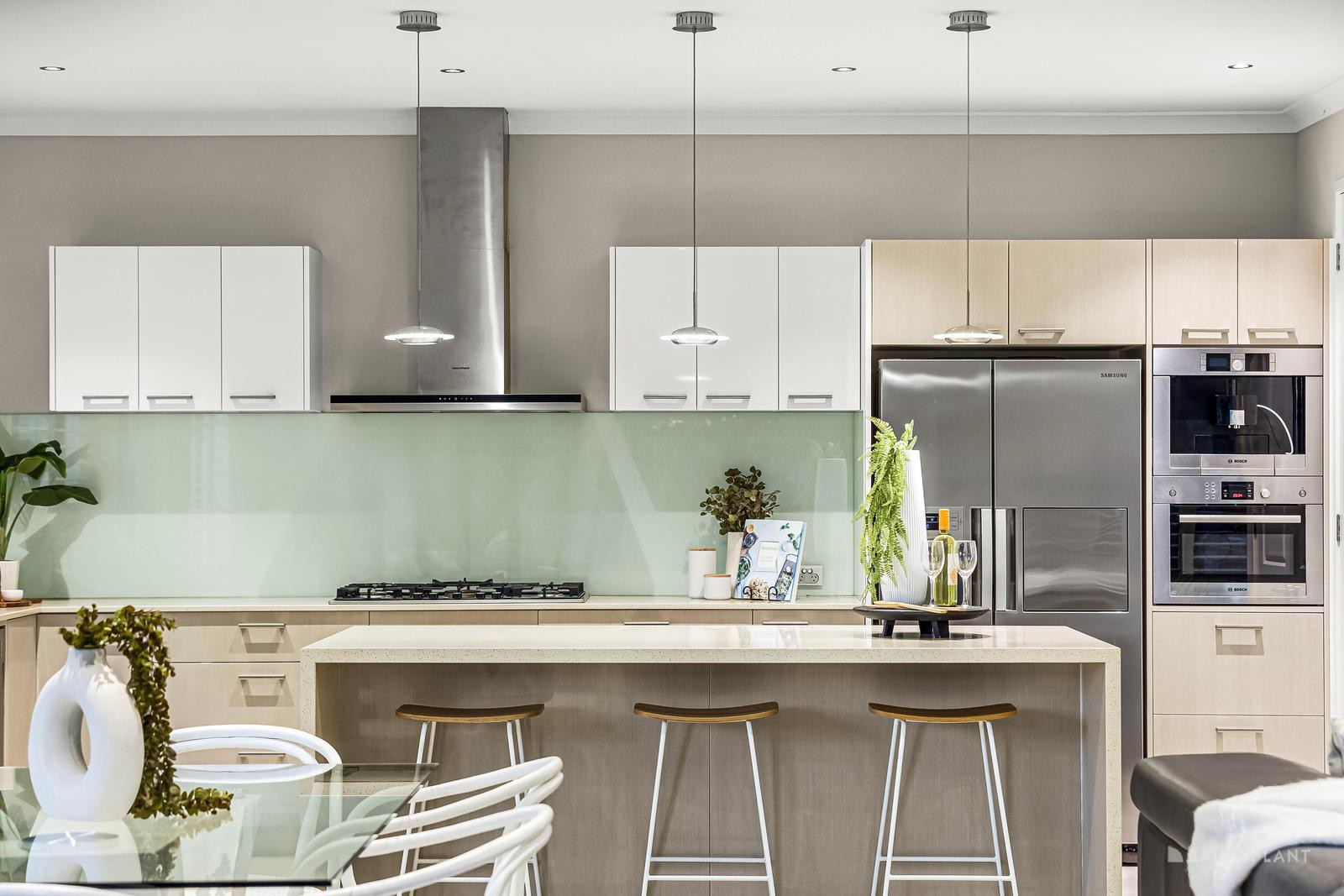 13 Eagle Rise, Templestowe Lower, VIC 3107 - Thumbnail 2 - 15/01/2025