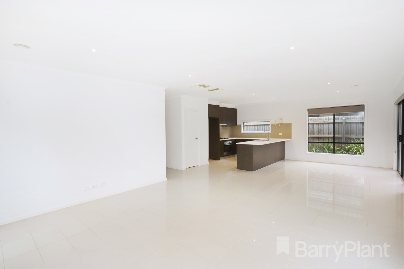 13 Earlsferry Lane, Deer Park, VIC 3023, Deer Park - Thumbnail 3