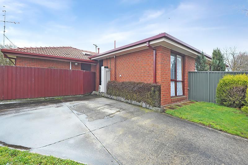 13 Ebden Street, Ballarat East, VIC 3350, Ballarat East - Thumbnail 3
