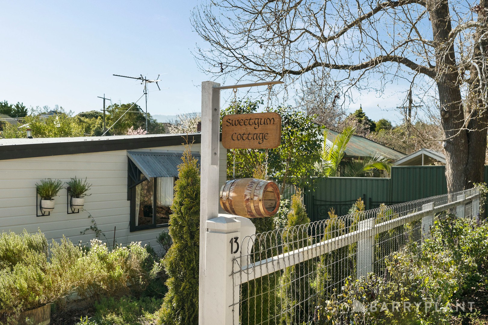 13 Edward Street, Healesville, VIC 3777 - Thumbnail 2 - 01/09/2026