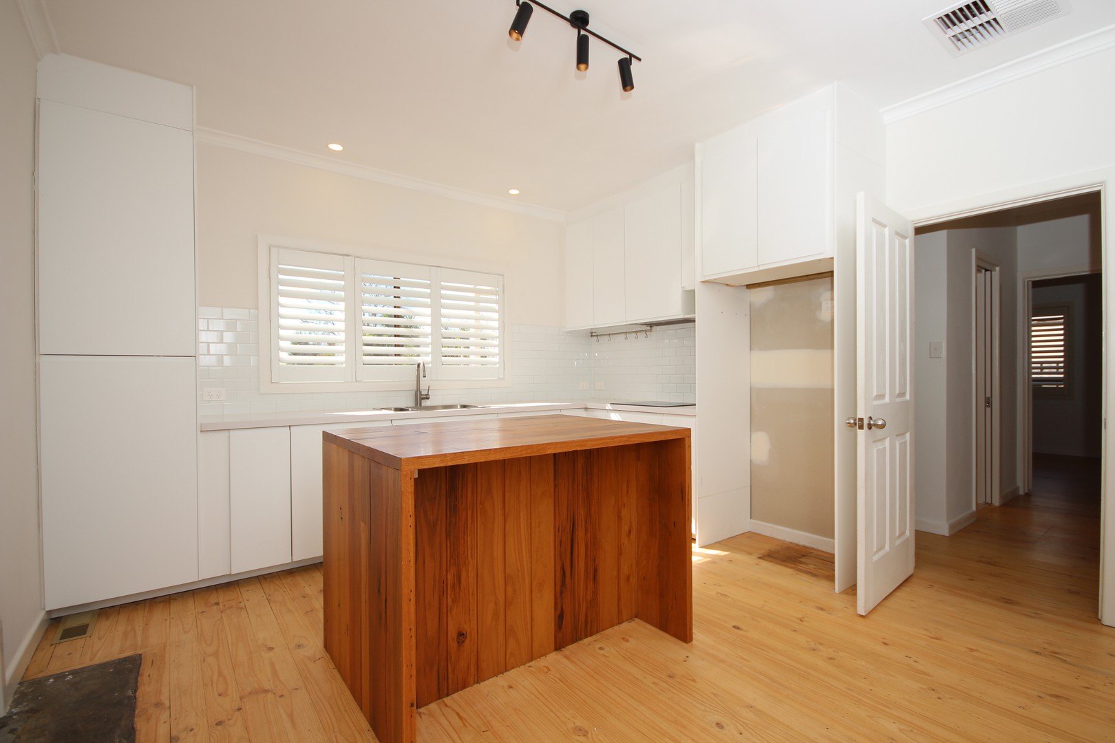 13 Elizabeth Street, St Albans Park, VIC 3219, St Albans Park - Thumbnail 6