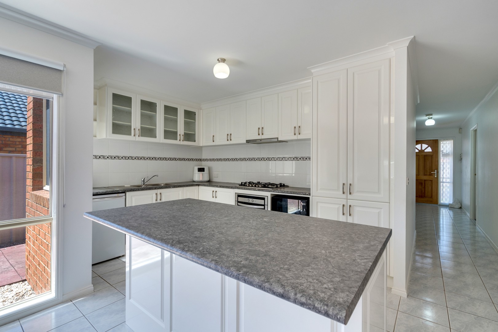 13 Elmwood Place, Craigieburn, VIC 3064, Craigieburn - Thumbnail 2
