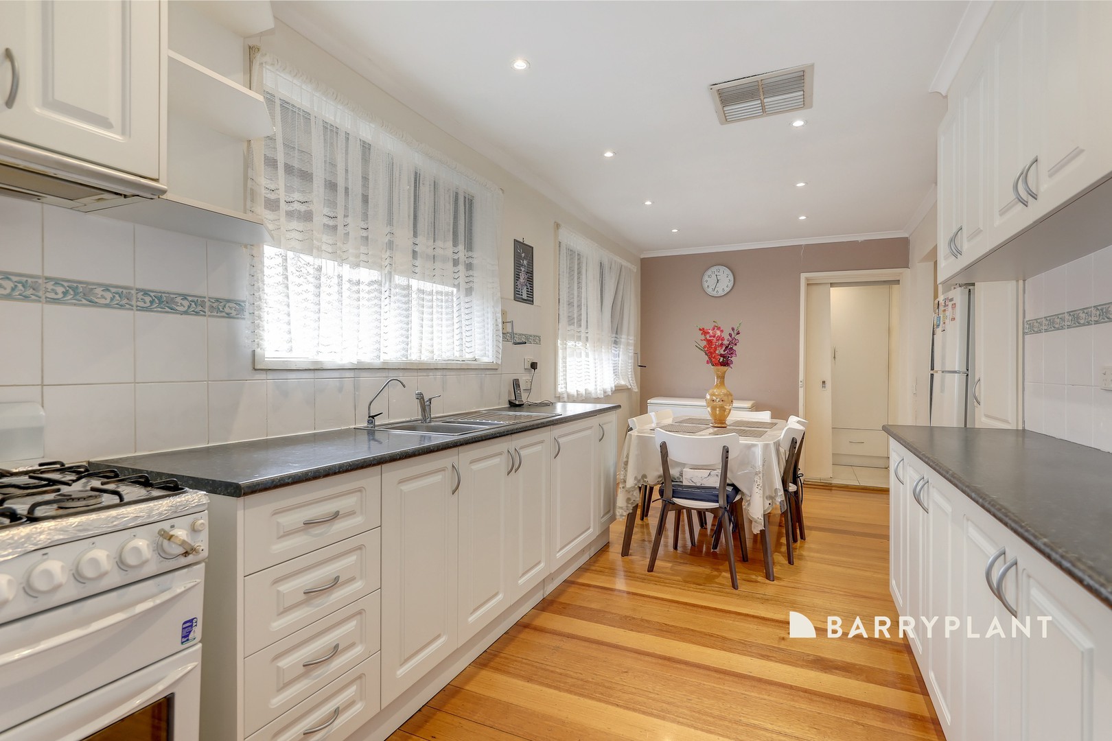 13 Emerald Street, Dallas, VIC 3047, Dallas - Thumbnail 5
