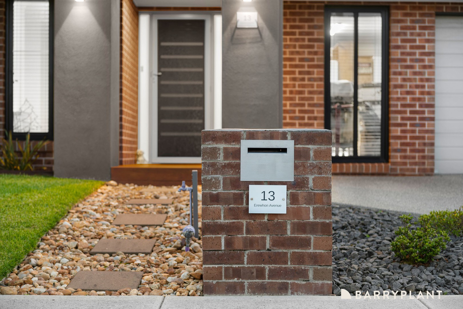 13 Erewhon Avenue, Officer, VIC 3809 - Thumbnail 2 - 15/12/2023