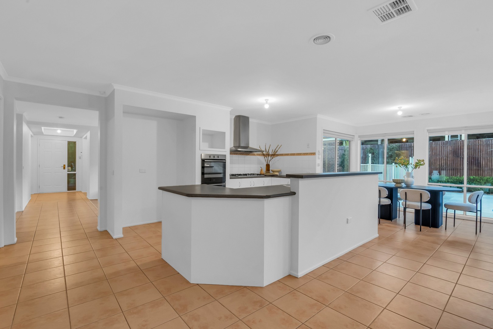 13 Erindale Place, Craigieburn, VIC 3064, Craigieburn - Thumbnail 3