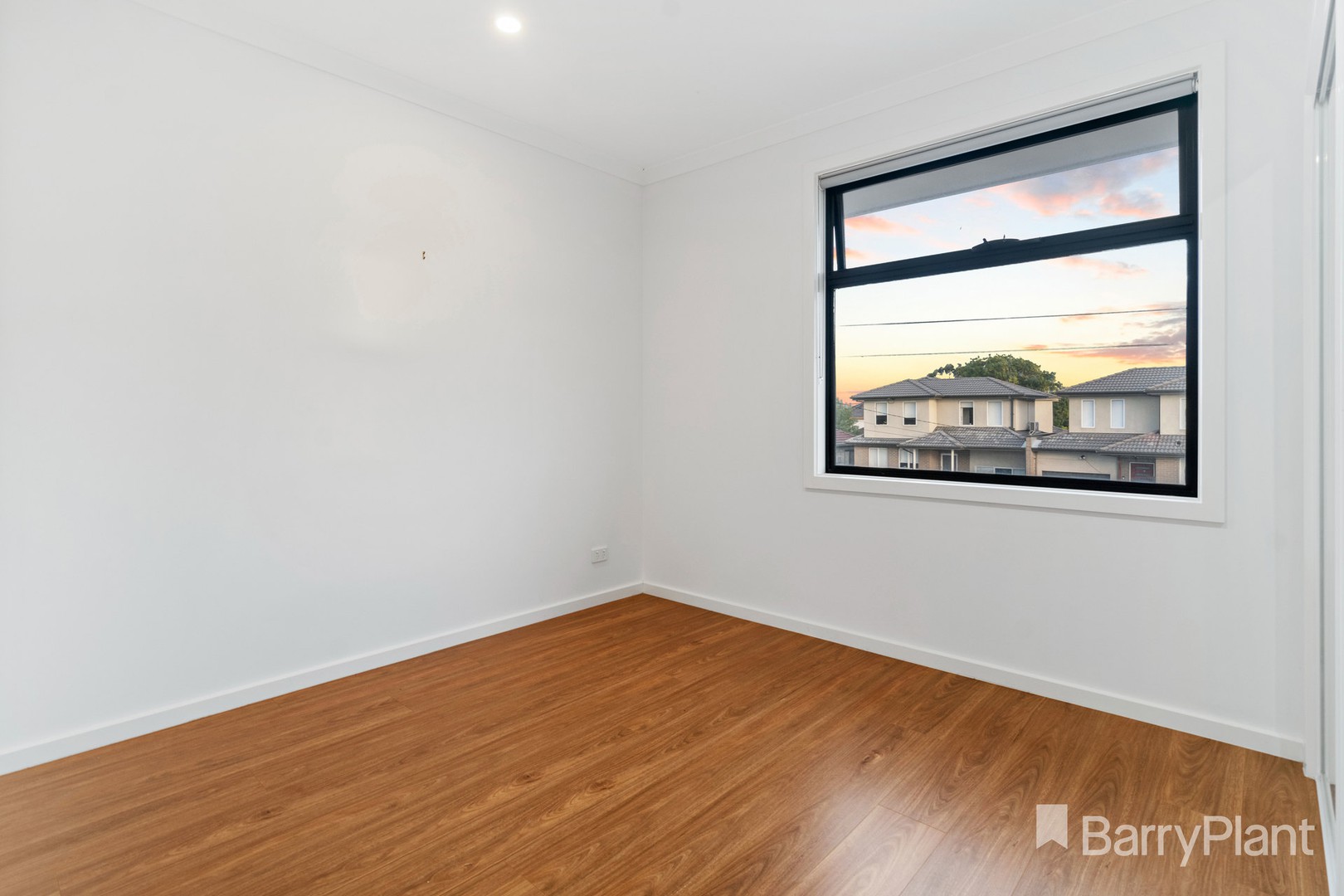 13 Errington Road, St Albans, VIC 3021, St Albans - Thumbnail 6