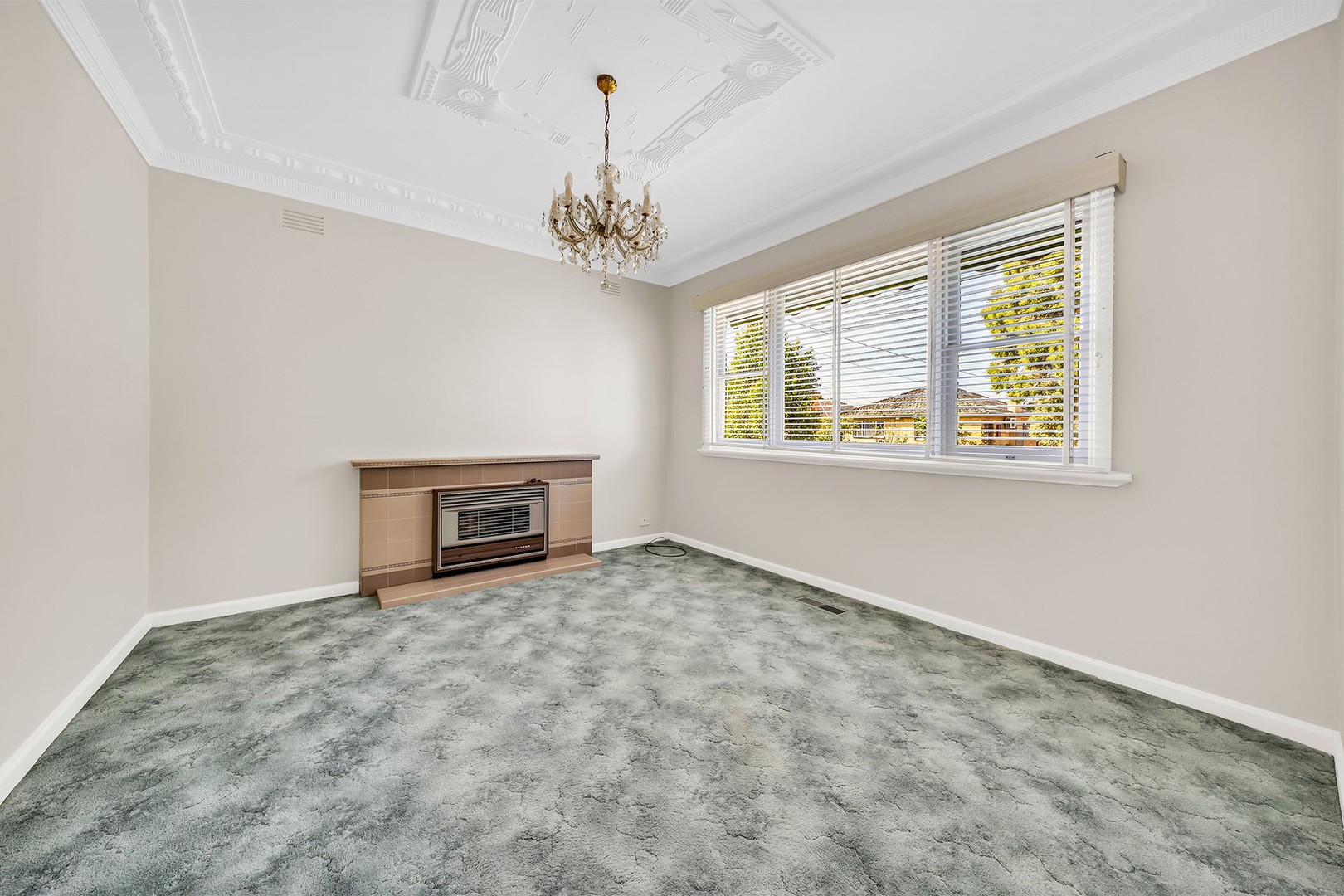 13 Estelle Street, Sunshine West, VIC 3020 - Thumbnail 1 - 01/10/2026