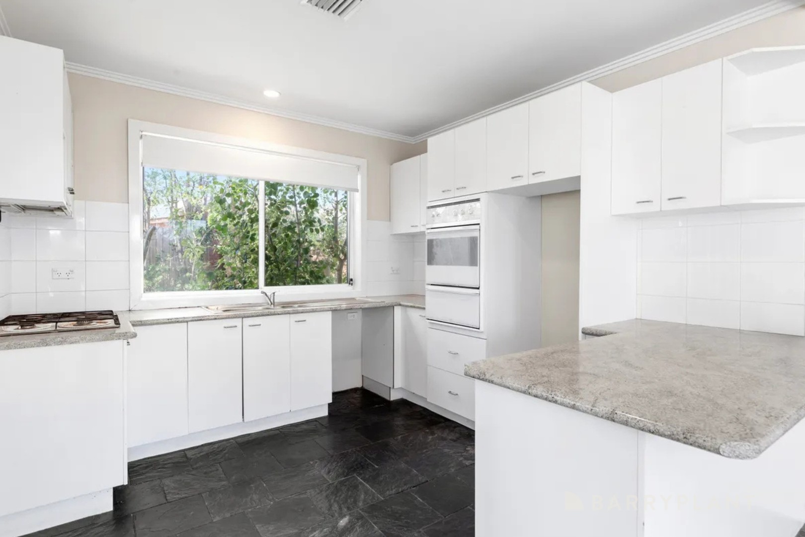 13 Eyre Close, Hoppers Crossing, VIC 3029, Hoppers Crossing - Thumbnail 4