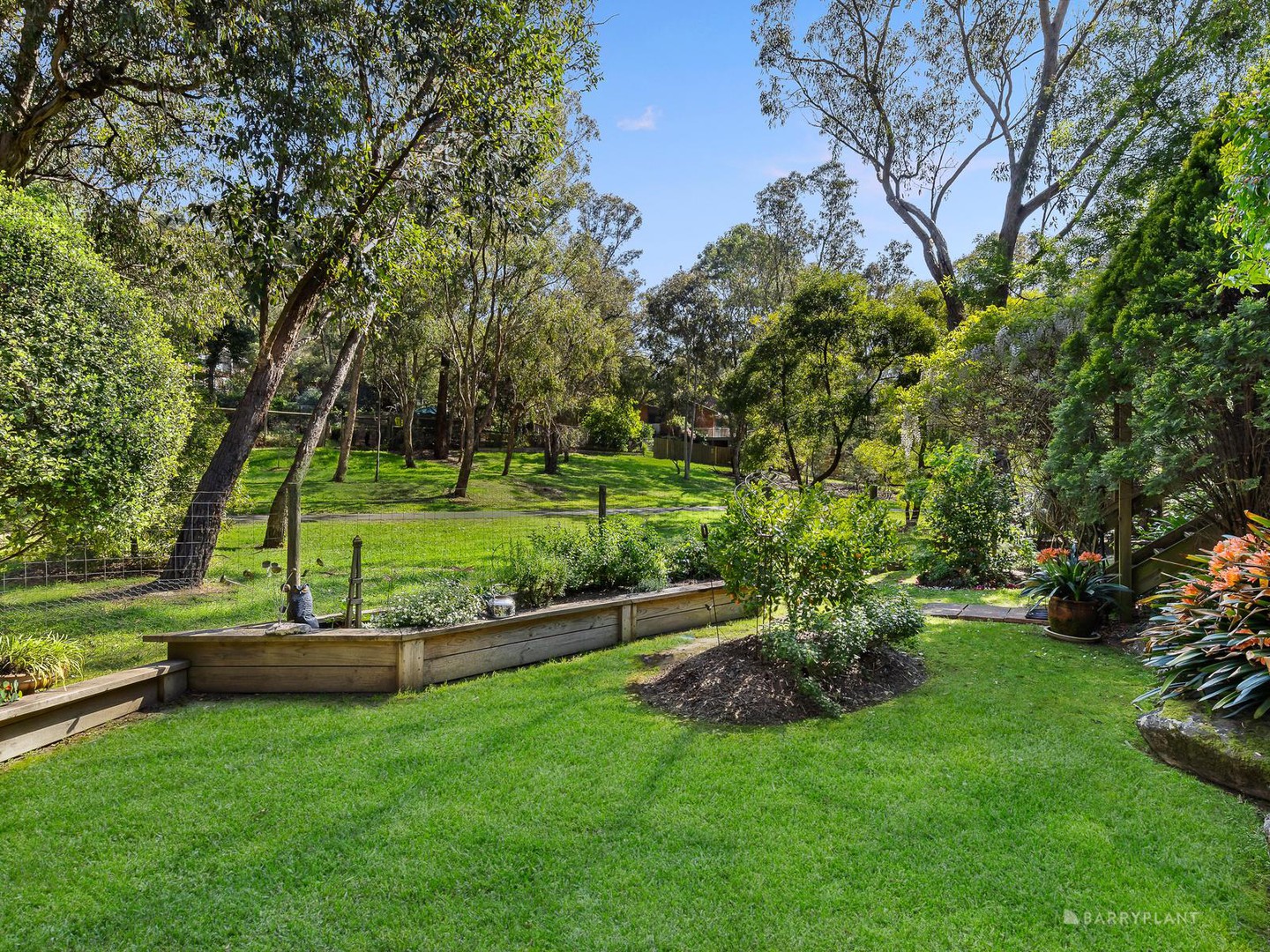 13 Fairdale Court, Eltham, VIC 3095, Eltham - Thumbnail 2