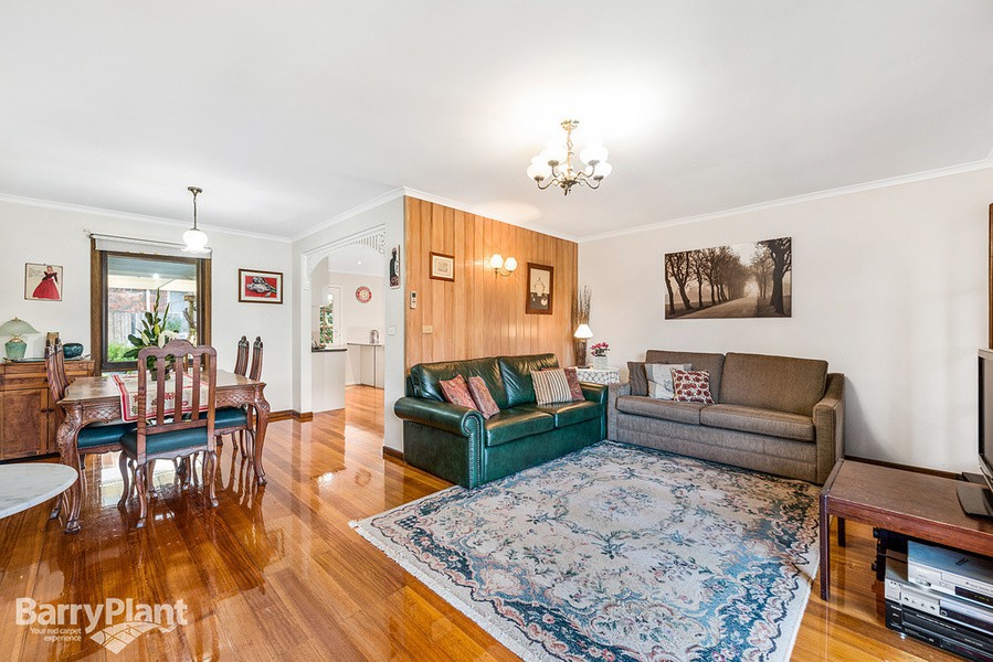 13 Fairlawn Place, Bayswater, VIC 3153, Bayswater - Thumbnail 4