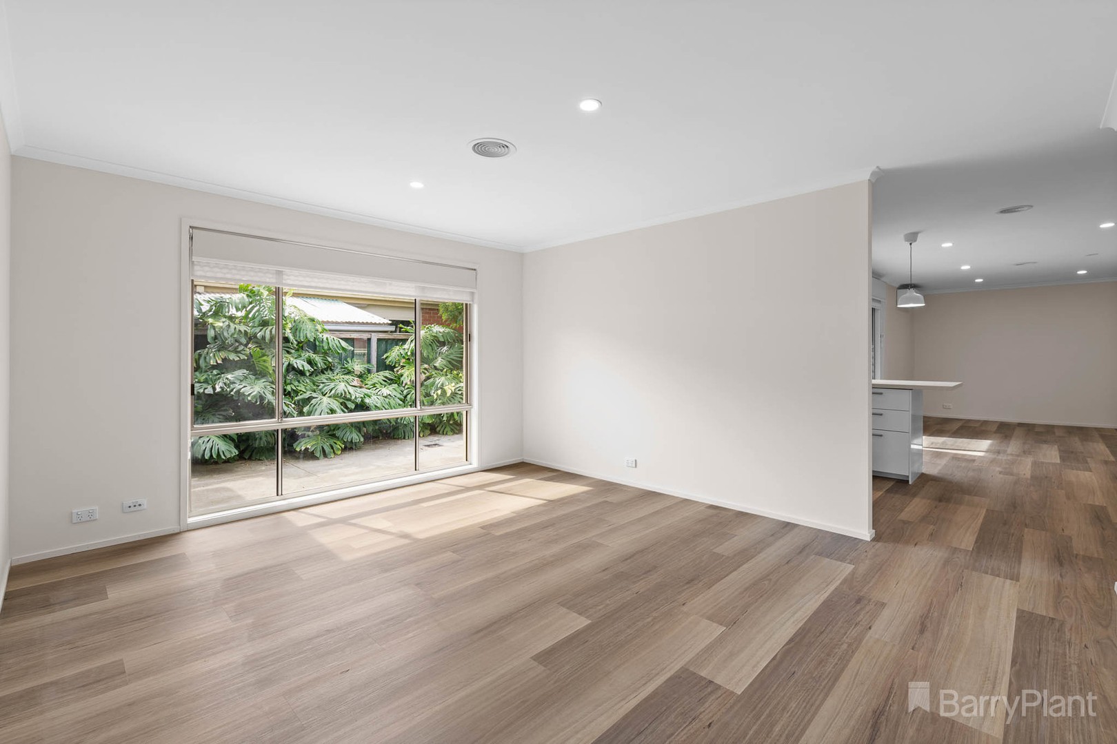 13 Feehan Crescent, Narre Warren South, VIC 3805, Narre Warren South - Thumbnail 2