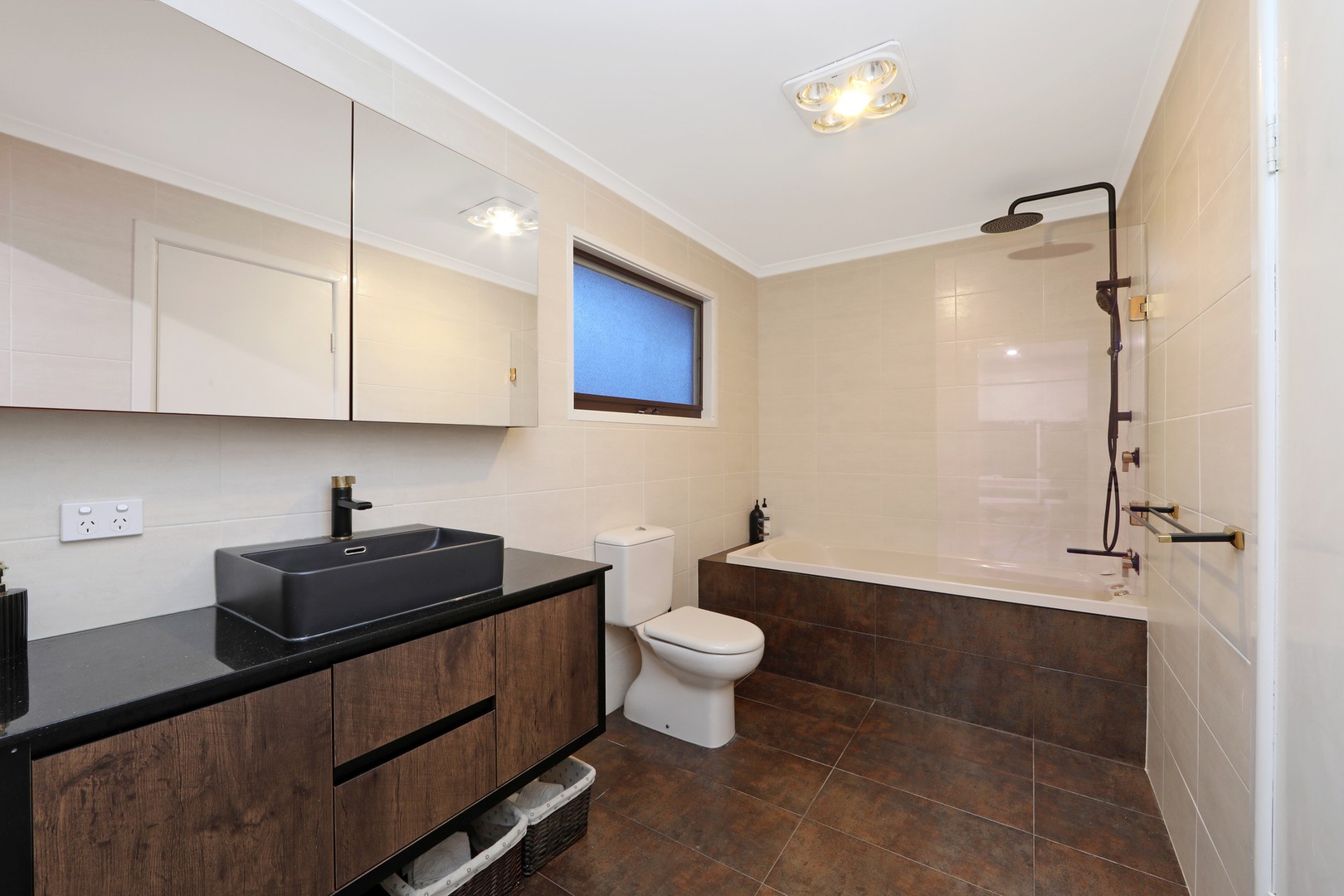 13 Fernlea Avenue, Rowville, VIC 3178, Rowville - Thumbnail 4