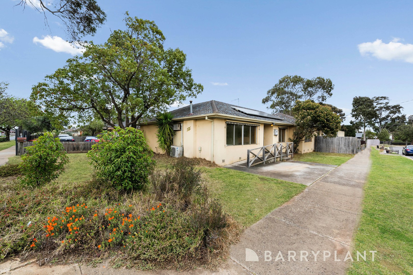 13 First Avenue, Melton South, VIC 3338, Melton South - Thumbnail 3