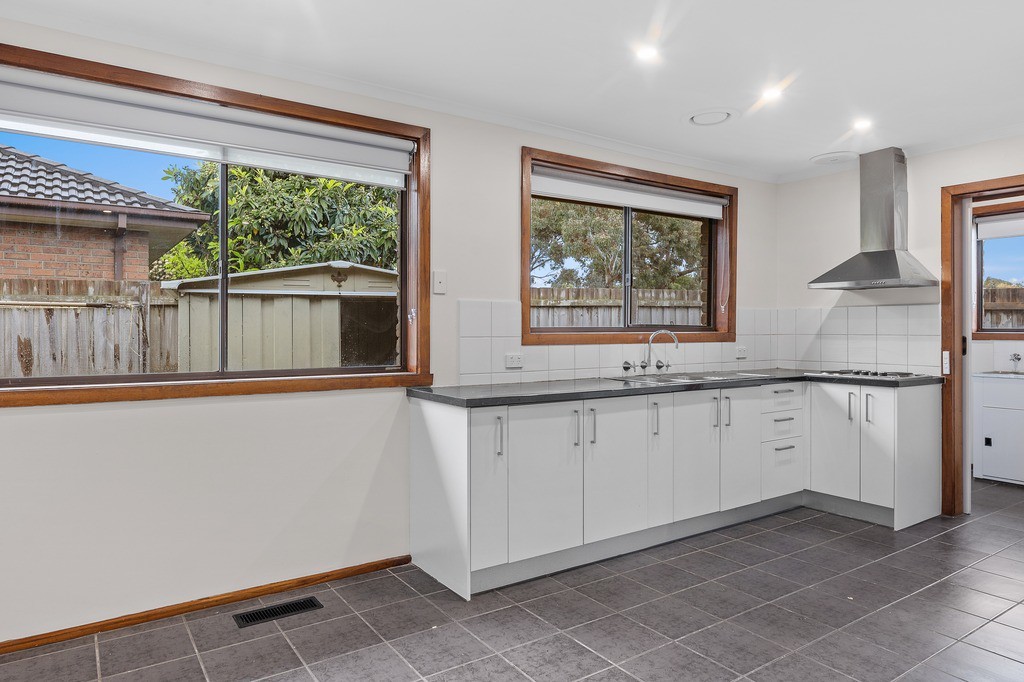 13 Fraser Close, Mill Park, VIC 3082, Mill Park - Thumbnail 5