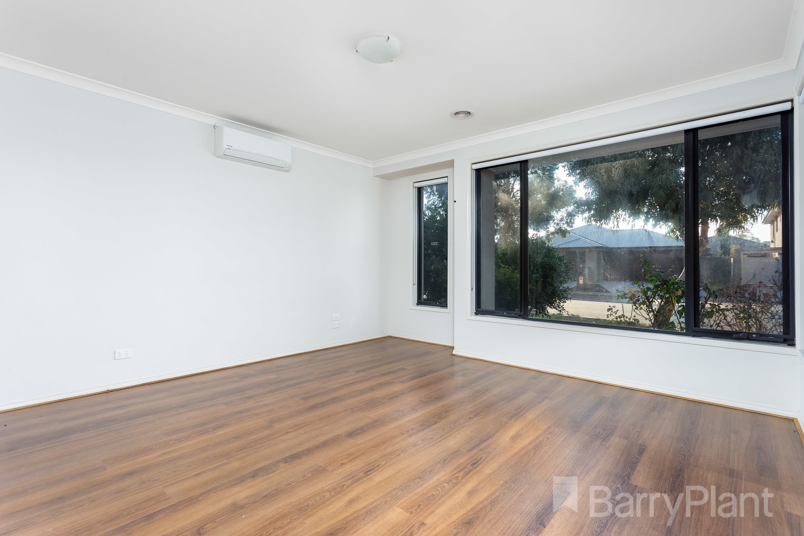13 Freshet Avenue, Point Cook, VIC 3030, Point Cook - Thumbnail 2