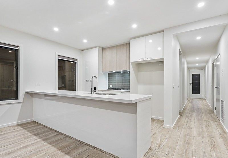13 Galveston Avenue, Fraser Rise, VIC 3336, Fraser Rise - Thumbnail 3